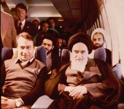 خبرنگار فرانسوی: قطب‌زاده در وسط هواپیما یک کنفرانس خبری بداهه برگزار کرد