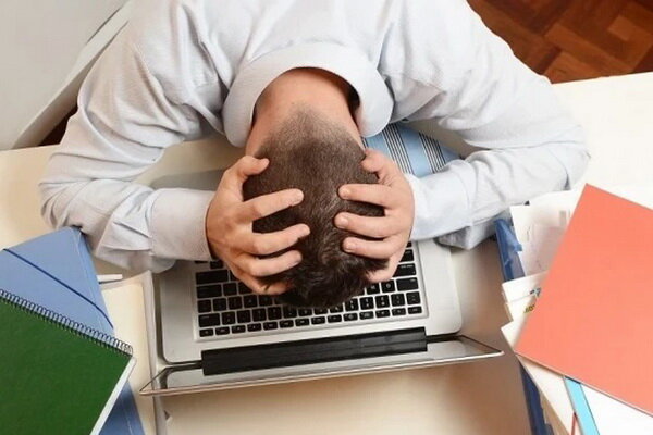 نخستین زن برنده جایزه علمی یونسکو نسبت به عواقب قطع اینترنت هشدار داد؛ خطرات روانی و احساس انزوا در انتظار جامعه هستند. نخستین زن برنده جایزه علمی یونسکو نسبت به عواقب قطع اینترنت هشدار داد؛ خطرات روانی و احساس انزوا در انتظار جامعه هستند.