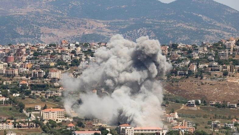 ببینید | حمله پهپادی اسرائیل به یک خودرو در جنوب لبنان