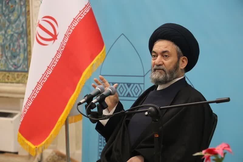 امام جمعه اردبیل: حاکمیت ملی ایران در دنیا بی‌نظیر است