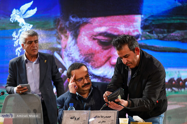 فوتوکال و نشست پرسش و پاسخ فیلم‌ «پروانه»