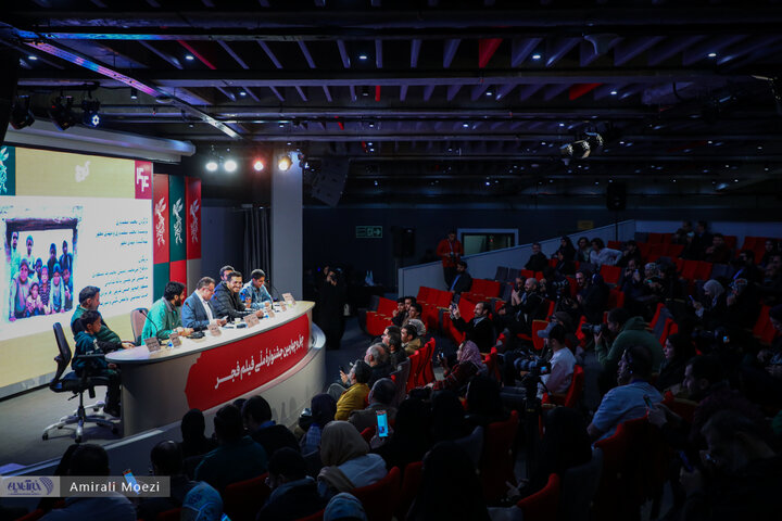 نشست فیلم کوچ