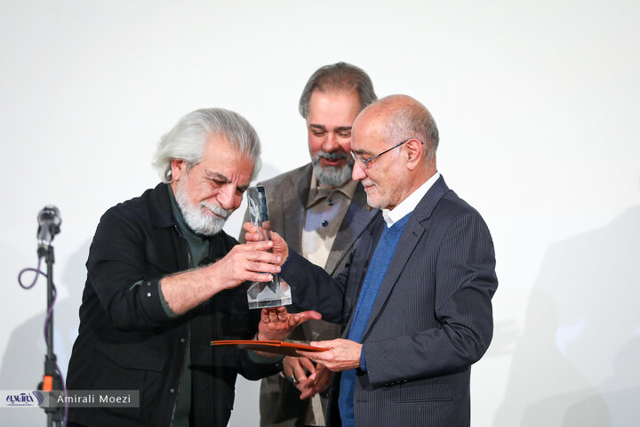 منوچهر محمدی تجلیل شد؛ او مانند پدر برای سینمای ایران است