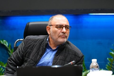 فضاهای عمومی شهری تحت بازنگری و اولویتبندی قرار میگیرند. فضاهای عمومی شهری تحت بازنگری و اولویتبندی قرار میگیرند.