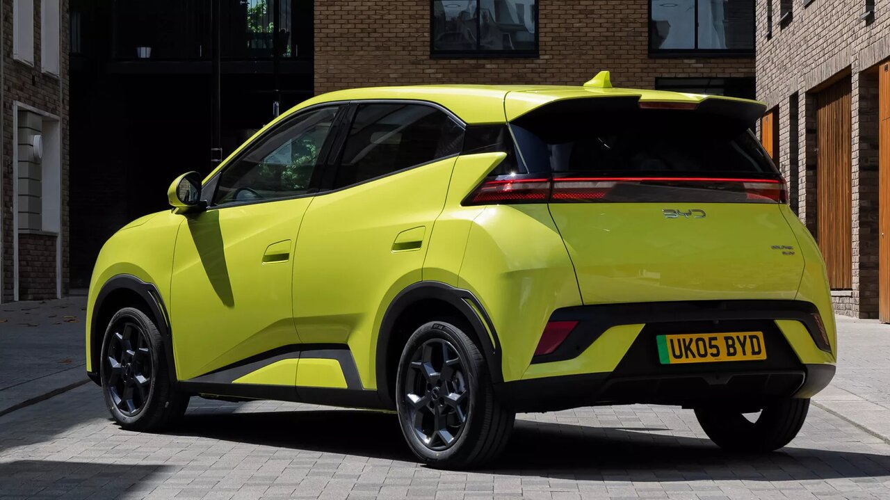 خودروی چینی در نقش جاسوس / اروپا از چه می‌ترسد؟