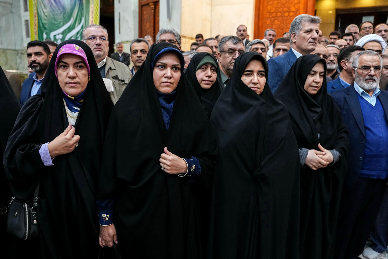 زنان نماینده در حرم بنیانگذار انقلاب + تصاویر
