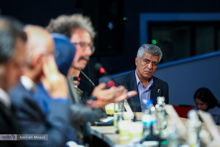 نشست فیلم سرزمین فرشته ها