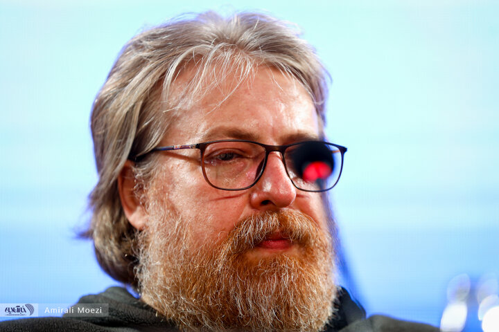 نشست فیلم دختر پری خانم