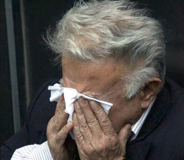 خاطرات هاشمی: نامهای سرگشاده از مهندس سحابی و شکایت از رفتار بازجویان در کانون توجه محافل سیاسی قرار گرفته است. خاطرات هاشمی: نامهای سرگشاده از مهندس سحابی و شکایت از رفتار بازجویان در کانون توجه محافل سیاسی قرار گرفته است.