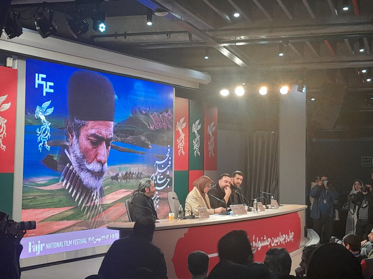 تأثیر ترومای دوران کودکی بر روابط عاطفی و زناشویی یک زن/ احساس خوب زن در جشنواره فیلم فجر تأثیر ترومای دوران کودکی بر روابط عاطفی و زناشویی یک زن/ احساس خوب زن در جشنواره فیلم فجر