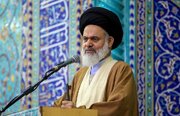 امام جمعه قم: ایران برای اتمام حجت با جهان وارد مذاکره شده است/ هرکدام از خرابکاری‌ها مثل جنگ ۱۲ روزه در هر کشوری رخ می‌داد، آن کشور دیگر وجود نداشت