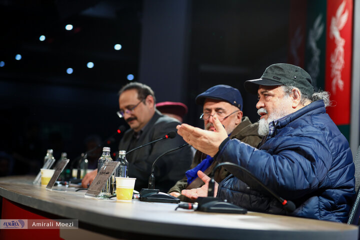 فوتوکال و نشست فیلم کافه سلطان با حضور محمدرضا شریفی نیا