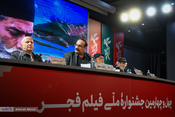 فوتوکال و نشست فیلم کافه سلطان با حضور محمدرضا شریفی نیا