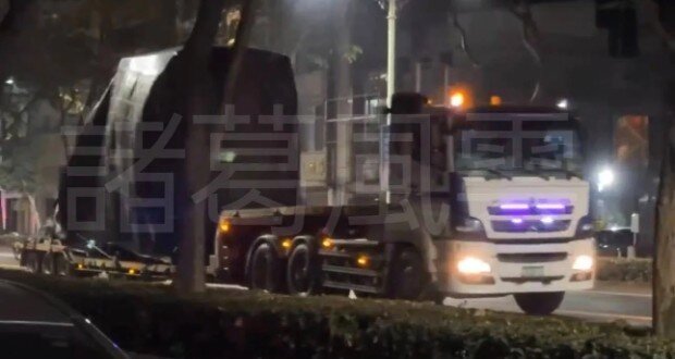 تایوان نخستین محموله موشکهای هارپون را دریافت کرد. تایوان نخستین محموله موشکهای هارپون را دریافت کرد.