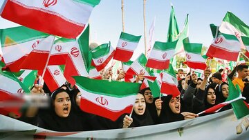 نوجوان امروز، انقلاب را بدون فیلتر و با زبانِ قصه می‌خواهد