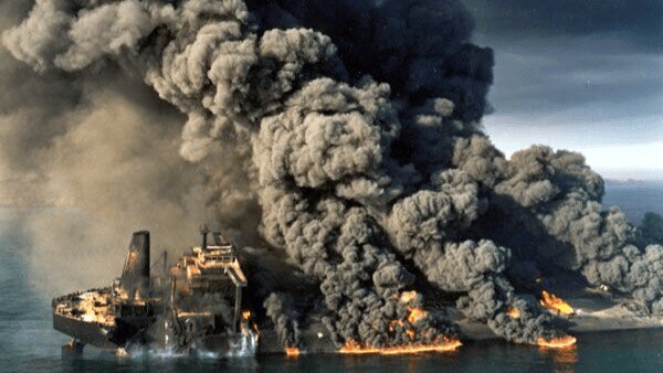 تهدید پنهان برای ناوهای آمریکایی در خلیج فارس و تنگه هرمز/ نقش جنگ مین در استراتژی دریایی ایران/ بررسی سناریوی احتمالی مینریزی دفاعی جمهوری اسلامی ایران تهدید پنهان برای ناوهای آمریکایی در خلیج فارس و تنگه هرمز/ نقش جنگ مین در استراتژی دریایی ایران/ بررسی سناریوی احتمالی مینریزی دفاعی جمهوری اسلامی ایران