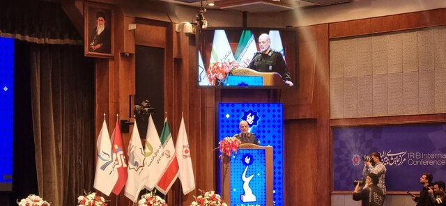 جانشین فرمانده کل سپاه: پیشرفتهای دفاعی تحت تأثیر تحریمها متوقف نخواهد شد/ وحدت اجتماعی نه تنها کاهش نیافته، بلکه در برابر رژیم صهیونیستی و ایالات متحده تقویت شده است. جانشین فرمانده کل سپاه: پیشرفتهای دفاعی تحت تأثیر تحریمها متوقف نخواهد شد/ وحدت اجتماعی نه تنها کاهش نیافته، بلکه در برابر رژیم صهیونیستی و ایالات متحده تقویت شده است.