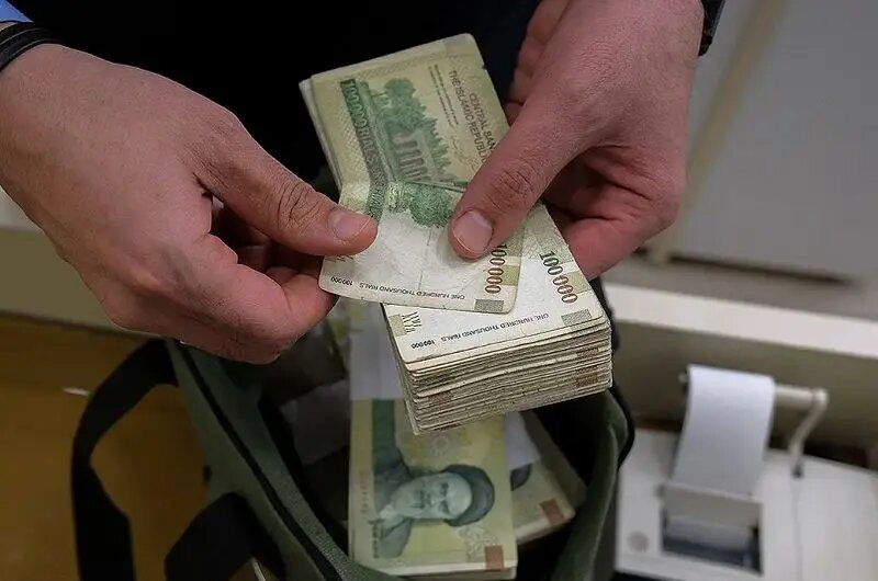 حقوق ۱۴۰۵ کارکنان دولت چقدر می‌شود؟ / فرمول جدید محاسبه حقوق اعلام شد