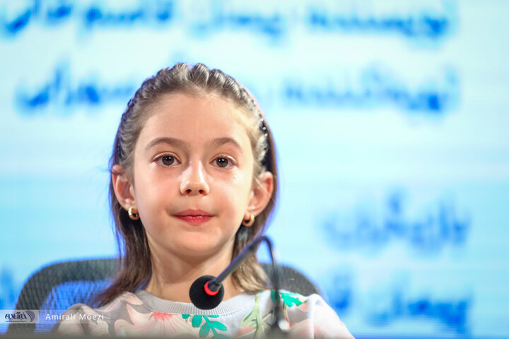 نشست فیلم قایق سواری در تهران