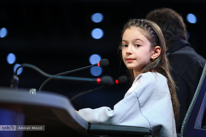 نشست فیلم قایق سواری در تهران