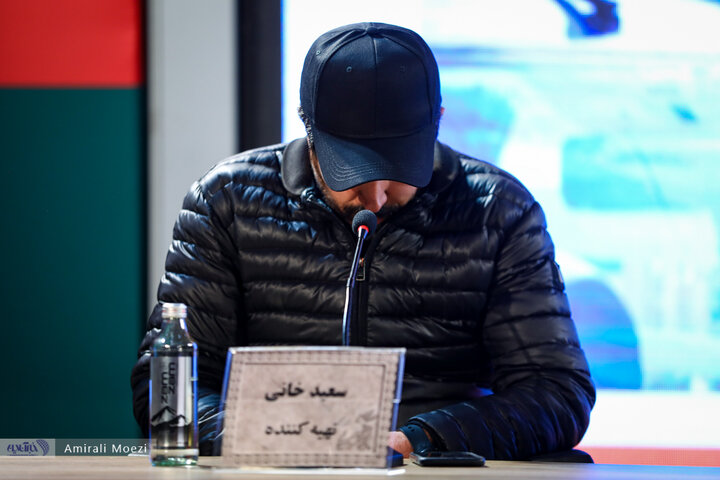 نشست فیلم سقف