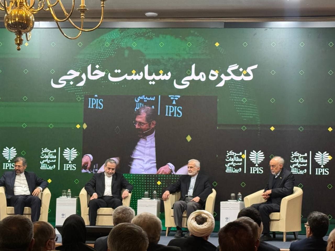 خرازی: برای حفظ استقلال ایستاده‌ایم