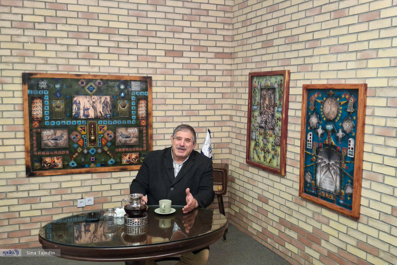 عباس جدیدی: با علیرضا دبیر پدرکشتگی ندارم، کاپیتان و بزرگ‌تر او هستم/در شورای شهر نه در لیست اصولگراها بودم و نه در لیست اصلاح‌طلب‌ها!
