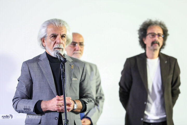 مراسم تقدیر از «سلاف فواخرجی» بازیگر فیلم «سرزمین فرشته ها»