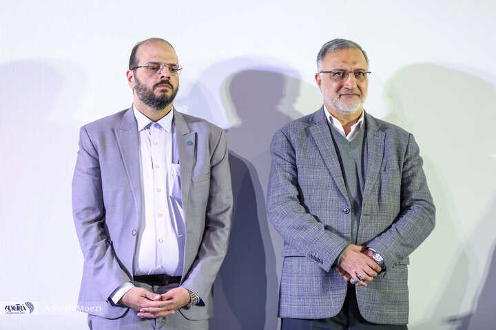 مراسم تقدیر از «سلاف فواخرجی» بازیگر فیلم «سرزمین فرشته ها»