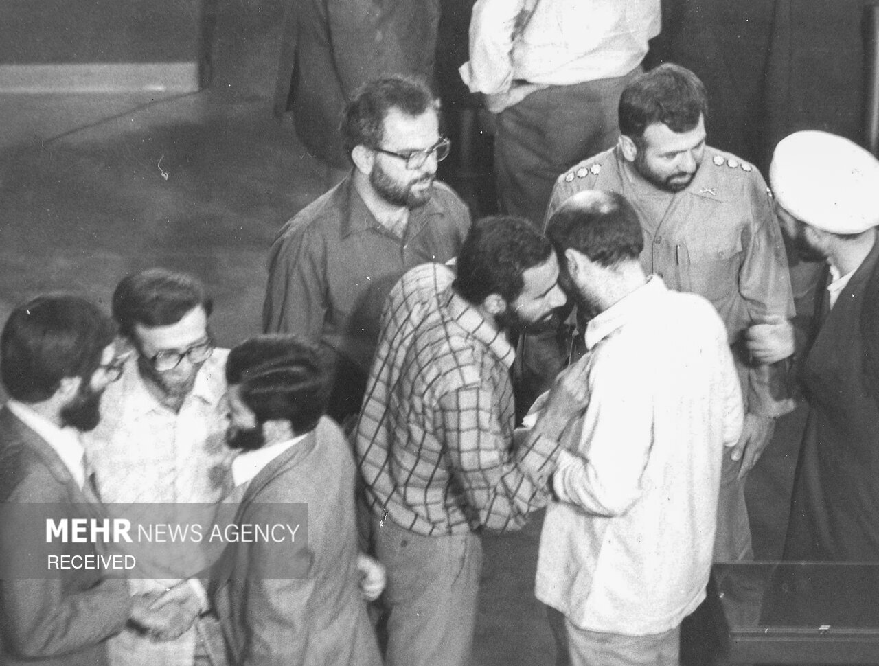 تصاویری از همراهی وزیر دفاع با شهید رجایی و هاشمی رفسنجانی