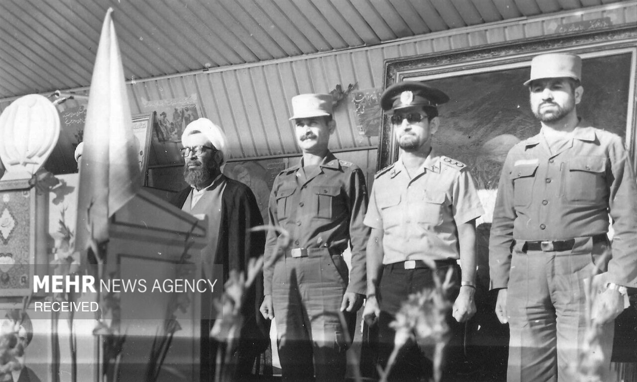 تصاویری از همراهی وزیر دفاع با شهید رجایی و هاشمی رفسنجانی