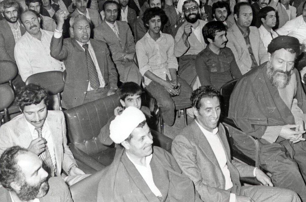 گزارش محرمانه درباره ملاقات مشاور امنیت ملی کارتر با دبیرکل حزب جمهوری / دلایل عدم انتشار اسناد مذاکرات دکتر بهشتی و سالیوان چیست؟ گزارش محرمانه درباره ملاقات مشاور امنیت ملی کارتر با دبیرکل حزب جمهوری / دلایل عدم انتشار اسناد مذاکرات دکتر بهشتی و سالیوان چیست؟