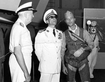 شاه روی عرشه ناو آمریکایی چه رویایی در سر داشت؟