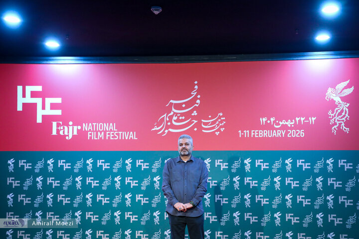 فوتوکال فیلم جهان مبهم هاتف