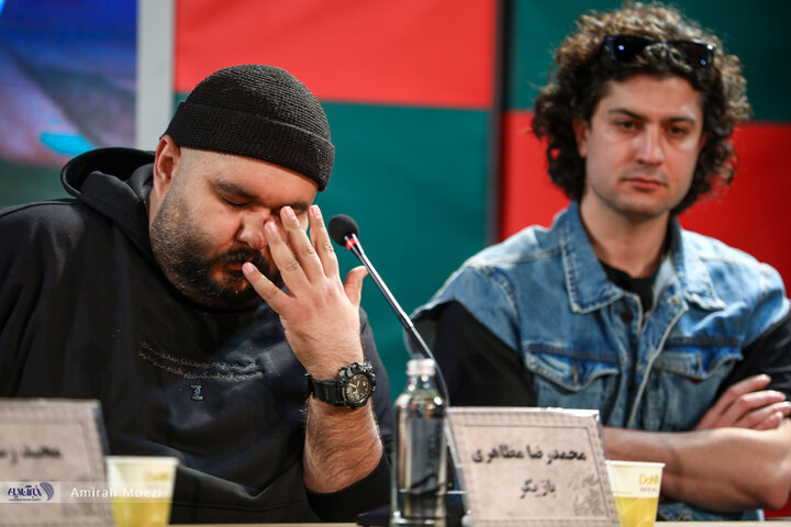 نشست فیلم جهان مبهم هاتف