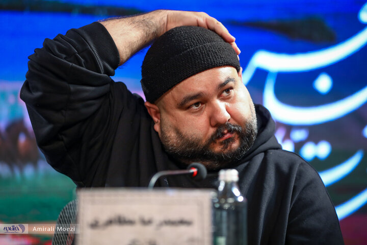 نشست فیلم جهان مبهم هاتف