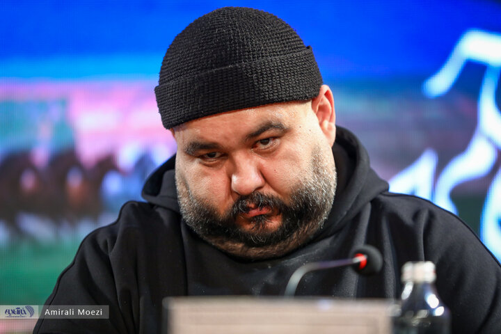 نشست فیلم جهان مبهم هاتف