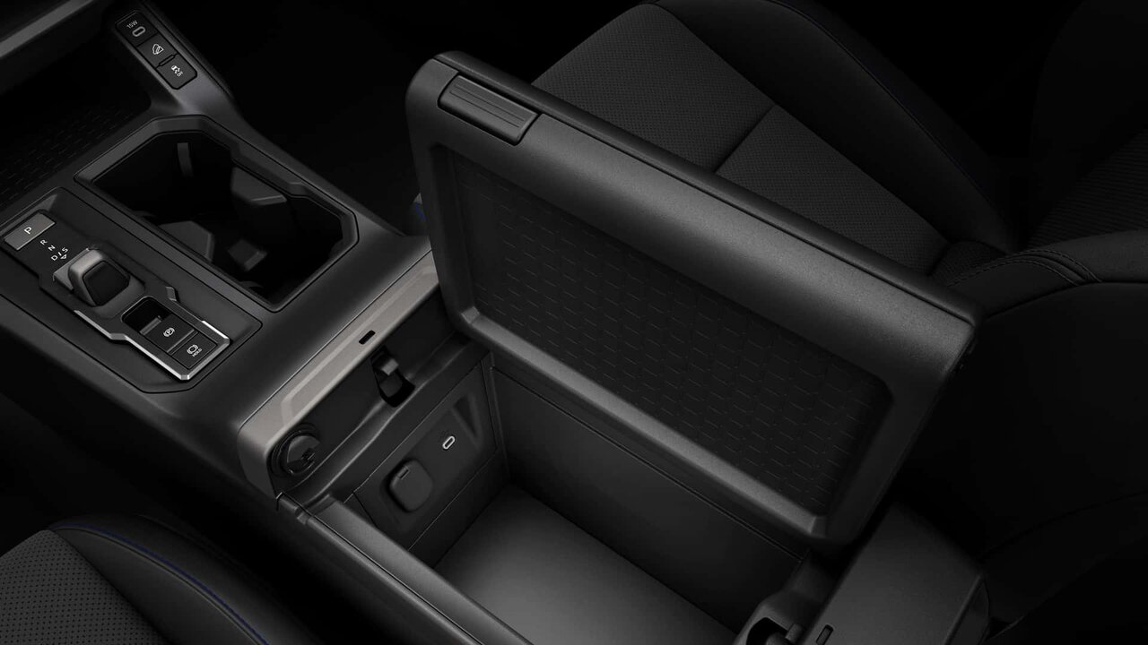 تویوتا RAV4 با نشان سوزوکی به بازار آمد