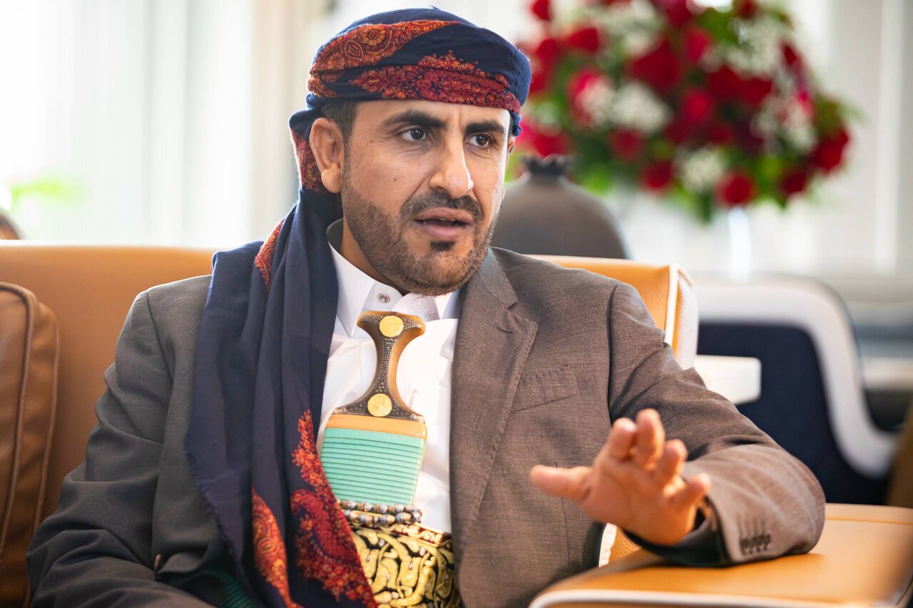 تصاویر تازه از دیدار و گفتگو لاریجانی با سخنگوی انصارالله یمن + عکس