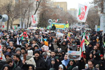 یاوه‌سرایی ترامپ از سر ترس است