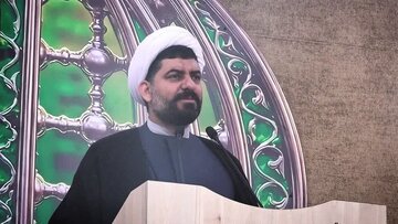 پشتوانه مردمی، رمز عبور انقلاب از تهدیدها / آمریکا عامل کوچک‌تر شدن سفره‌هاست