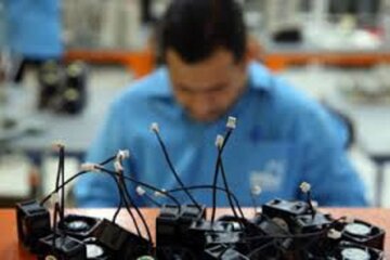 چگونه در دنیای پرنوسان امروز، به موفقیت مالی و شغلی برسیم؟