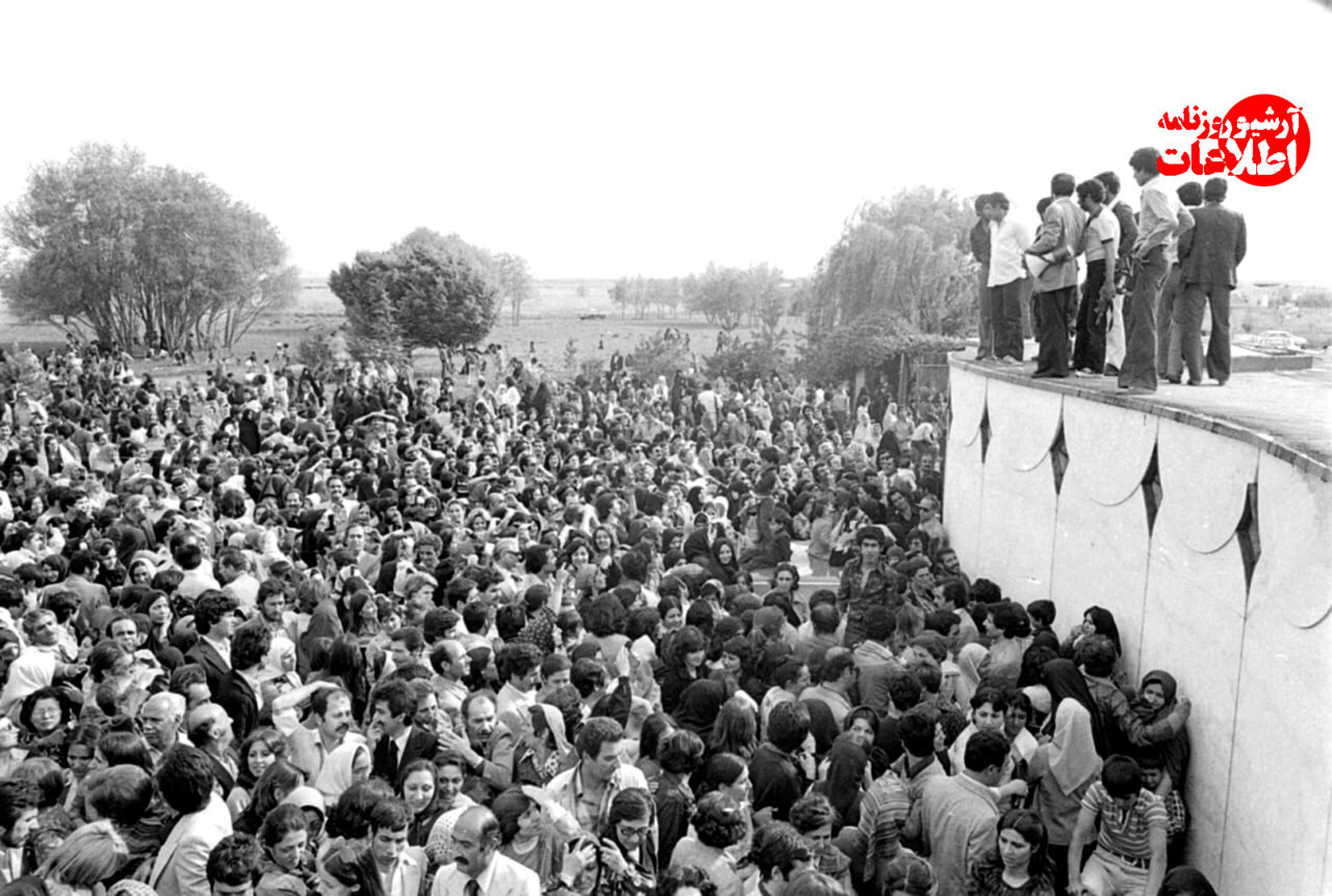 حراج لباسهای شمس پهلوی، خواهر شاه در کرج؛ اسفند ۵۷