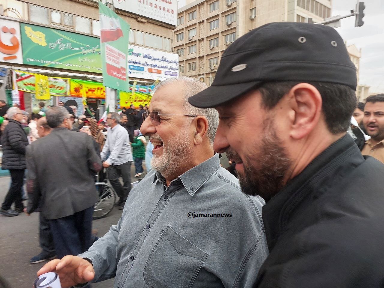 فرمانده سپاه و نیروی قدس سپاه در راهپیمایی 22 بهمن/ قاآنی و پاکپور بدون لباس نظامی در میان مردم + تصاویر