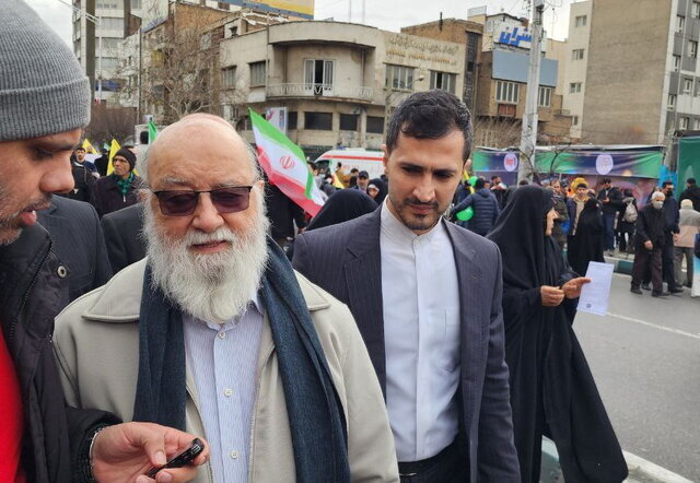 قالیباف و چمران در راهپیمایی 22 بهمن + تصاویر رییس مجلس و رییس شورای شهر تهران