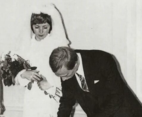 عکسهایی از مراسم ازدواج پوتین در مرداد ۱۳۶۲