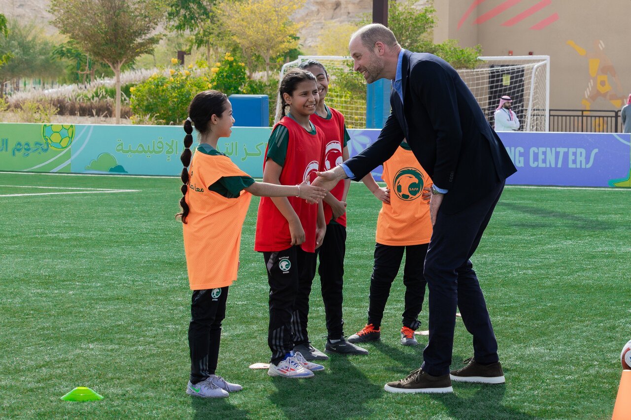 عکس | ملاقات ویژه شاهزاده انگلیس با دختران عربستان
