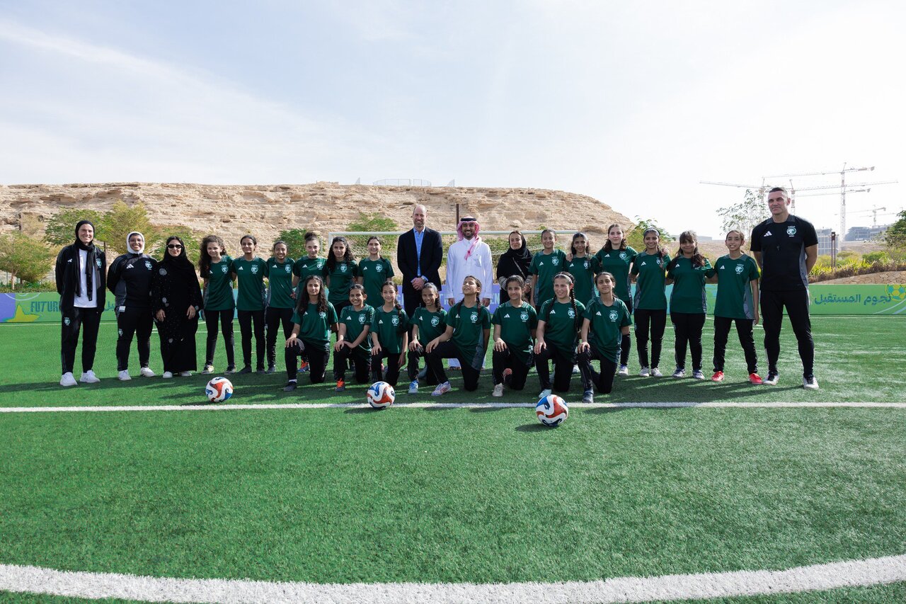 عکس | ملاقات ویژه شاهزاده انگلیس با دختران عربستان