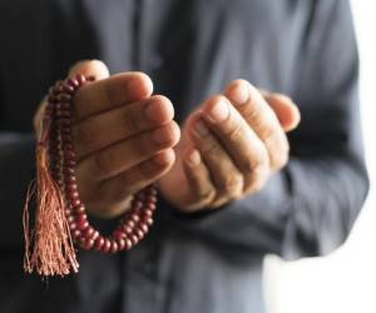 چگونه نماز سرنوشت دنیوی و اخروی انسان را دچار تغییر و تحوّل می‌کند؟