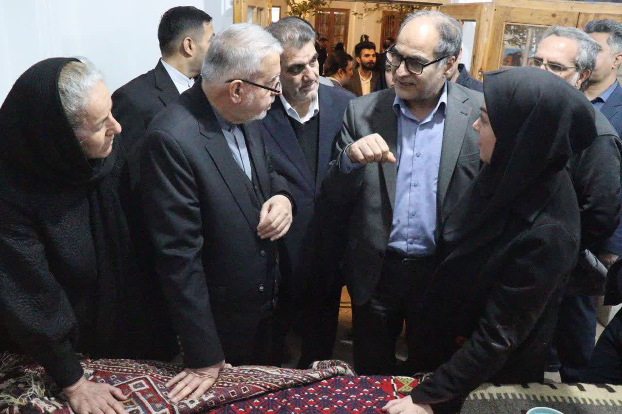 اشیای تاریخی استان بازمی‌گردد/ مسجد جامع در آستانه ثبت جهانی»